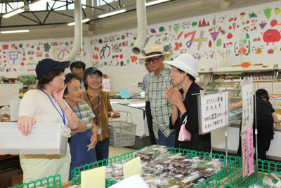 100827farmarssisatu01.jpg
