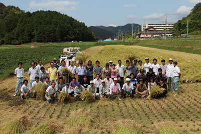 100913tutikaorikouryu03.jpg