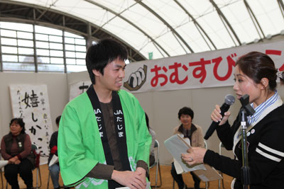 101107onigirikonte005.jpg