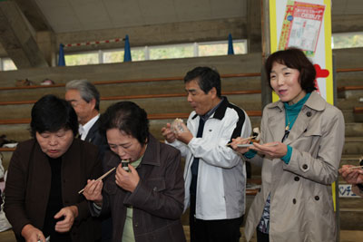 101107onigirikonte006.jpg