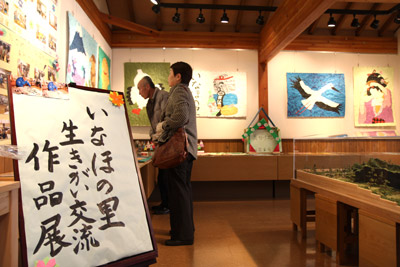 120119sakuhinntennji1.jpg