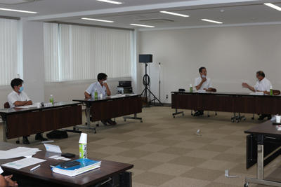 200812JAたじま　兵庫県議会議員を招いて懇談会.jpg