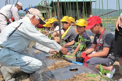 140525agri-pman.jpg