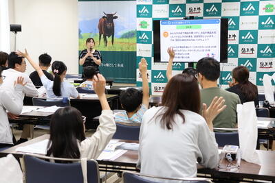 HPJAたじま　夏休みの終盤に将来に向けたお金の知識を蓄えよう、親子金融教室を開催、兵庫・JAたじま0822.jpg