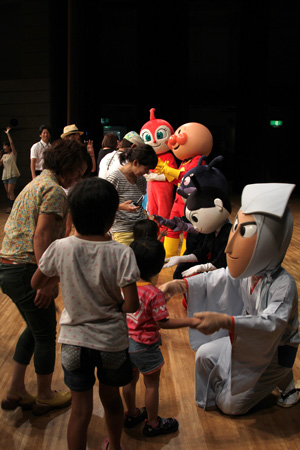 130817anpanman-akusyu.jpg