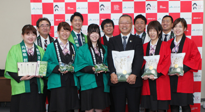 161003sapota1.jpg